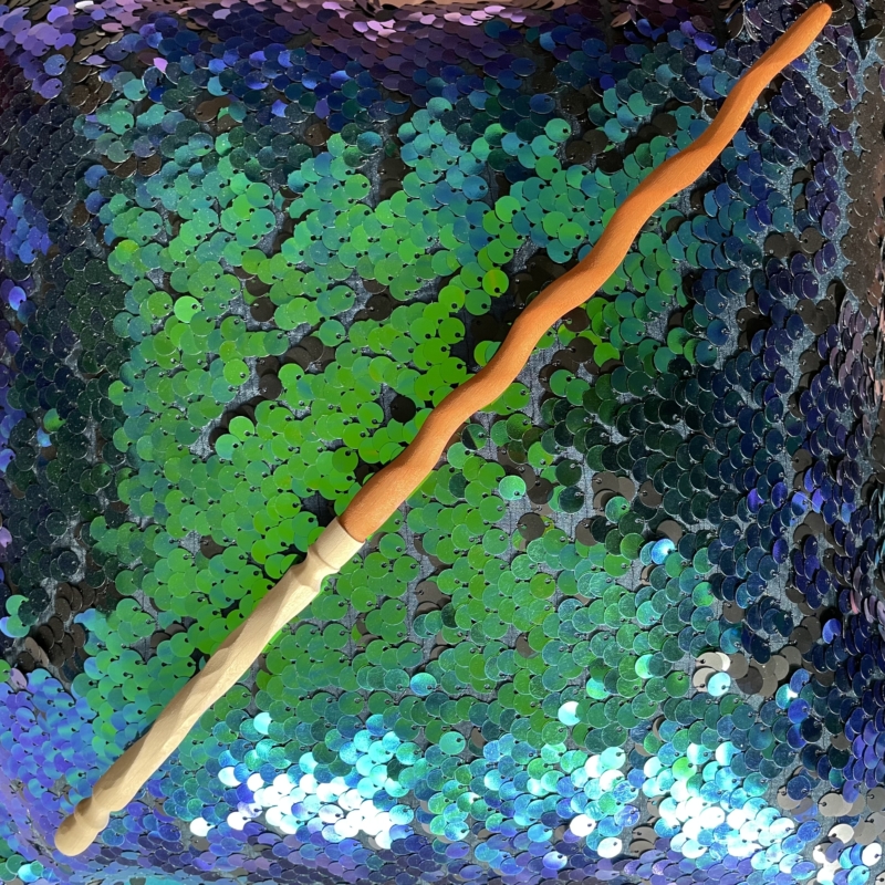 Mogyorófa pálca, unikornis szőr maggal ChrillWander műhelyéből